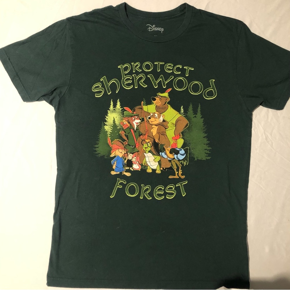 Protect Sherwood Forest graphic Tee size Robin Hood Disney size medium